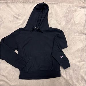 Dark blue Champion hooded sweatshirt,Size XS, functional hood string,barely worn